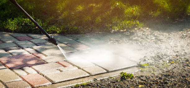 Best Playground Equipment Cleaning  in Chanhassen, MN
